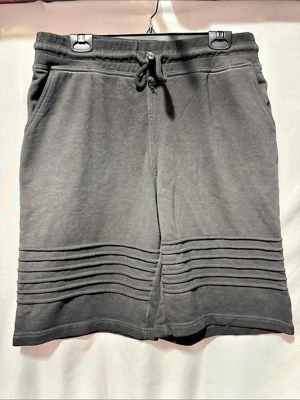 WT02 Men's Gray Shorts Size XL